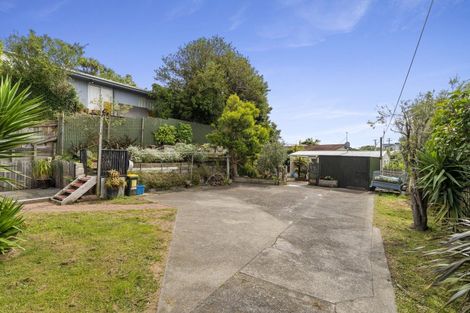 Photo of property in 17 Ngaio Road, Raumati Beach, Paraparaumu, 5032