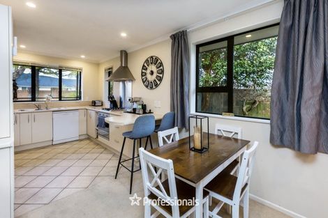 Photo of property in 2a Redwood Street, Elderslea, Upper Hutt, 5018