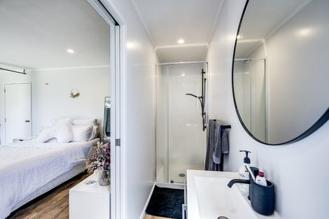 Photo of property in 5 Sheehan Street, Bay View, Napier, 4104