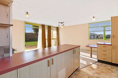 Photo of property in 21 Raupo Street, Castlecliff, Whanganui, 4501