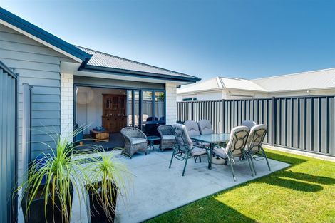 Photo of property in 62a Puketapu Road, Taradale, Napier, 4112