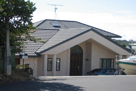Photo of property in 17 Eastwood Rise, Browns Bay, Auckland, 0630
