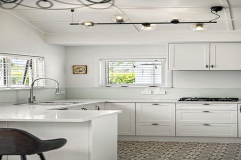 Photo of property in 1/24 Toroa Street, Torbay, Auckland, 0630