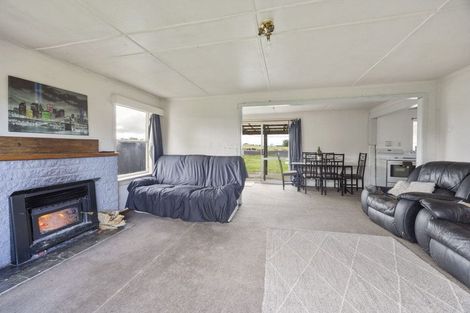 Photo of property in 1 Wood Street, Kakaramea, Patea, 4598