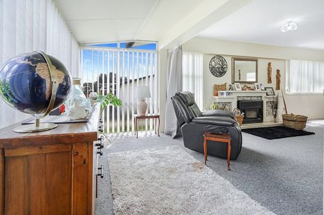 Photo of property in 4 Totara Drive, St Andrews, Hamilton, 3200