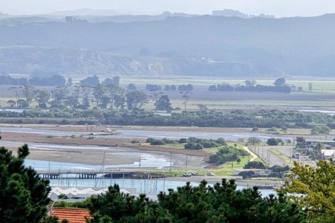 Photo of property in 2 Coleman Terrace, Hospital Hill, Napier, 4110