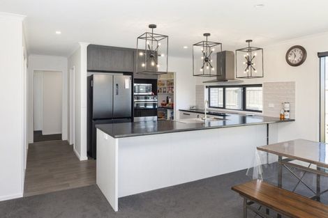 Photo of property in 13 Joslen Way, Kaiapoi, 7630