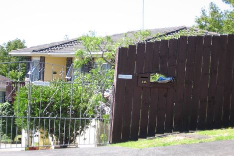 Photo of property in 15 Mayall Avenue, Beach Haven, Auckland, 0626