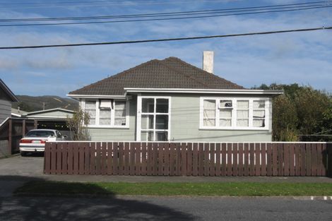 Photo of property in 2a Kowhai Street, Naenae, Lower Hutt, 5011