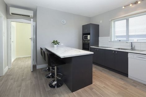 Photo of property in 1/274 Main North Road, Redwood, Christchurch, 8051