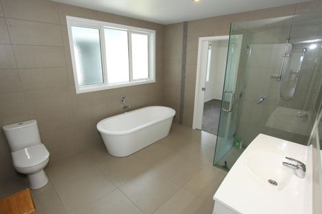 Photo of property in 56 Te Ahiawa Road, Raglan, 3297