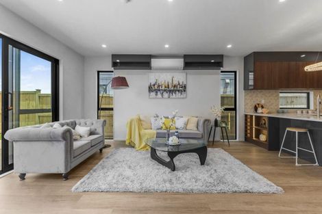 Photo of property in 14 Kapeta Lane, Karaka, Papakura, 2113