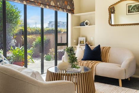 Photo of property in 54 College Street, College Estate, Whanganui, 4500
