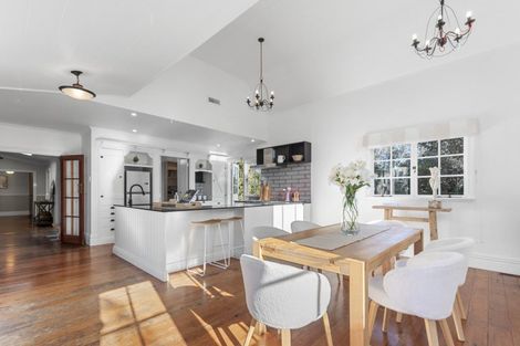 Photo of property in 100 Oxford Road, Okato, 4335