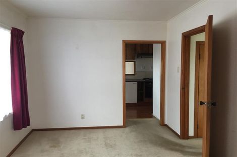 Photo of property in 24 Te Kanawa Crescent, Henderson, Auckland, 0610