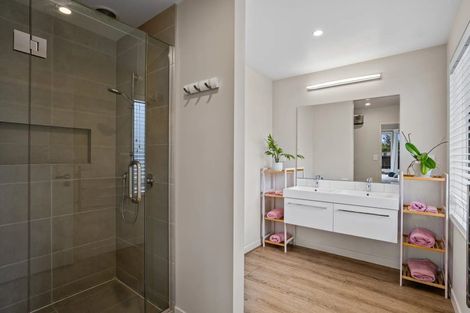 Photo of property in 7 Mallard Street, Albert Town, Wanaka, 9305