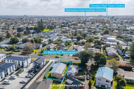 Photo of property in 11 Blanes Road, Weymouth, Auckland, 2103