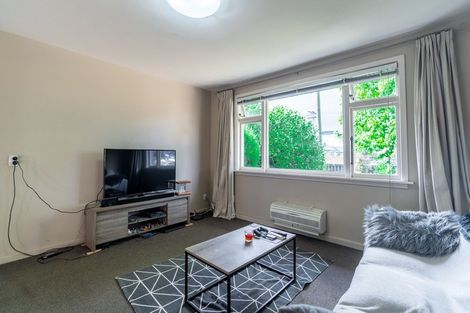 Photo of property in 29 Dunedin Street, Redwood, Christchurch, 8051