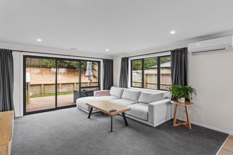 Photo of property in 17 Dalwood Crescent, Rolleston, 7614