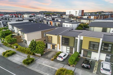 Photo of property in 40 Sidney Wallingford Way, Hobsonville, Auckland, 0616