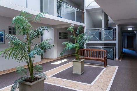Photo of property in 2/281 Maunganui Road, Mount Maunganui, 3116