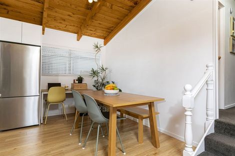 Photo of property in 1/10 Sevilla Place, Unsworth Heights, Auckland, 0632