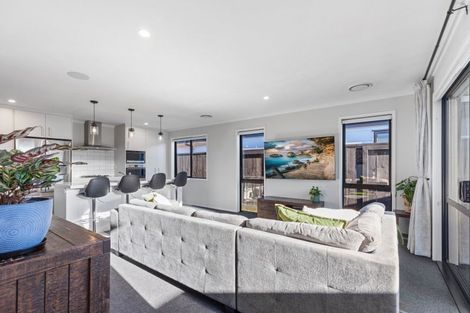 Photo of property in 1 Salers Lane, Papamoa, 3118