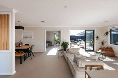 Photo of property in 112 Coast Boulevard, Papamoa Beach, Papamoa, 3118
