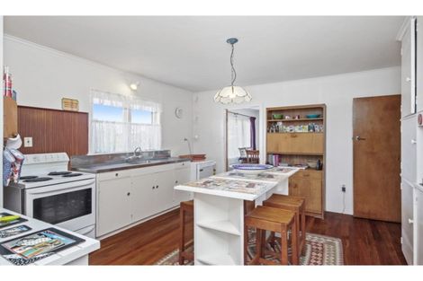 Photo of property in 15 Pacific Street, Waiuku, 2123