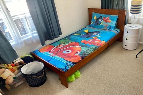 Photo of property in 93 Roberts Road, Te Atatu South, Auckland, 0610