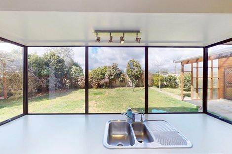 Photo of property in 18 Homewood Avenue, Levin, 5510