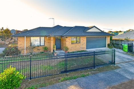 Photo of property in 43 Cyclamen Road, Mangere, Auckland, 2022