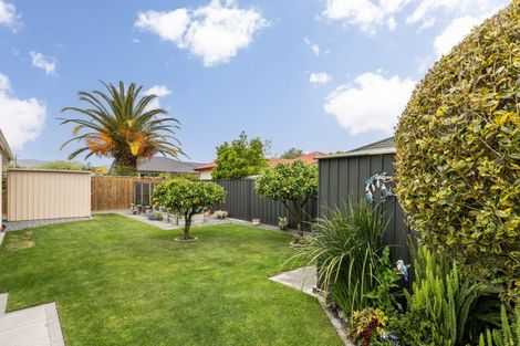 Photo of property in 43 Palmbrook Avenue, Havelock North, 4130