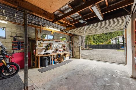 Photo of property in 29a Ranui Street, Waikawa, Picton, 7220