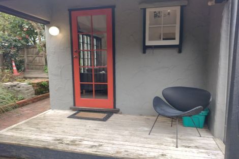 Photo of property in 19 Torwood Road, Khandallah, Wellington, 6035