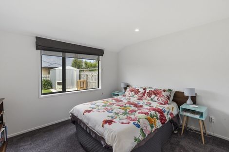 Photo of property in 22 Barry Curtis Place, Levin, 5510