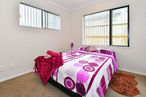 Photo of property in 15 Huahua Crescent, Papakura, 2110