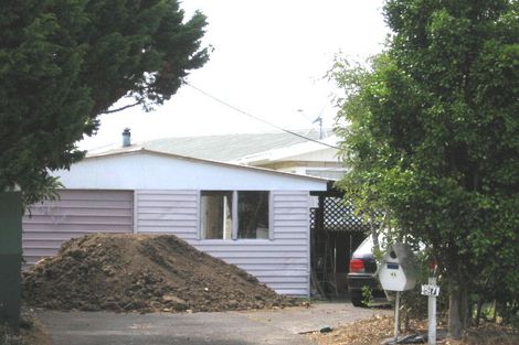 Photo of property in 57 Lancaster Road, Beach Haven, Auckland, 0626