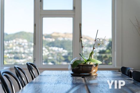 Photo of property in 33 Chesterton Street, Johnsonville, Wellington, 6037