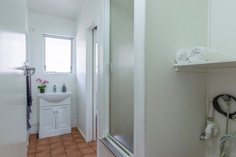 Photo of property in 6 Opoia Road, Hamilton East, Hamilton, 3216
