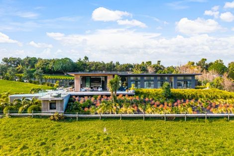 Photo of property in 120 Robert Hastie Drive, Mangawhai, 0573