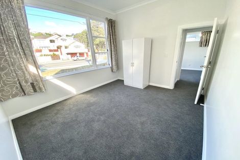 Photo of property in 70 The Parade, Island Bay, Wellington, 6023