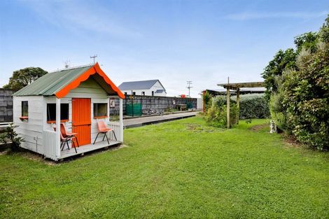 Photo of property in 15 Auroa Road, Otakeho, Hawera, 4678