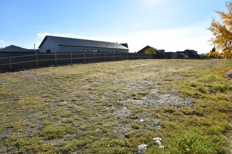 Photo of property in 16 Rhoboro Road, Twizel, 7901