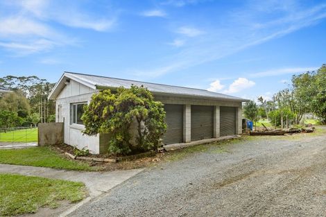 Photo of property in 230 Riverhead Road, Kumeu, 0892