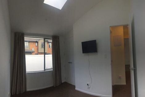 Photo of property in 4/33 Darvel Street, Riccarton, Christchurch, 8011