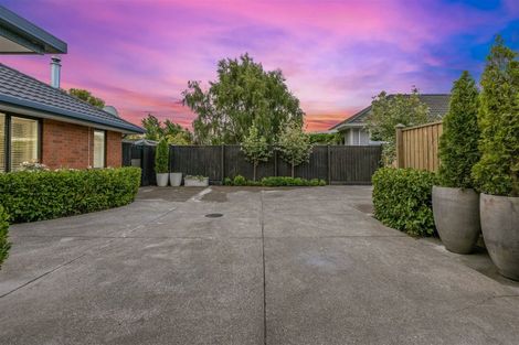 Photo of property in 14 Lascelles Street, Saint Martins, Christchurch, 8022