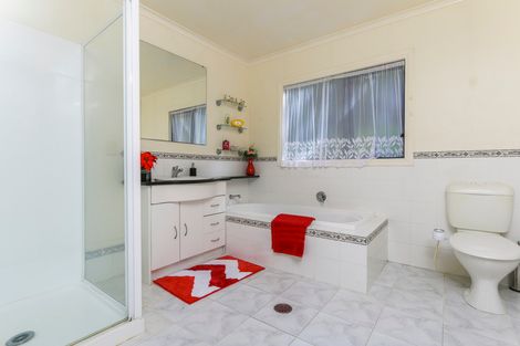 Photo of property in 141a Portage Road, New Lynn, Auckland, 0600