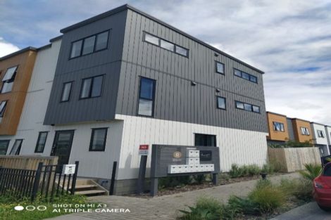 Photo of property in 2/41 Routley Drive, Glen Eden, Auckland, 0602