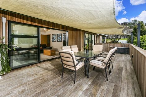 Photo of property in 6 Serrata Place, Browns Bay, Auckland, 0630